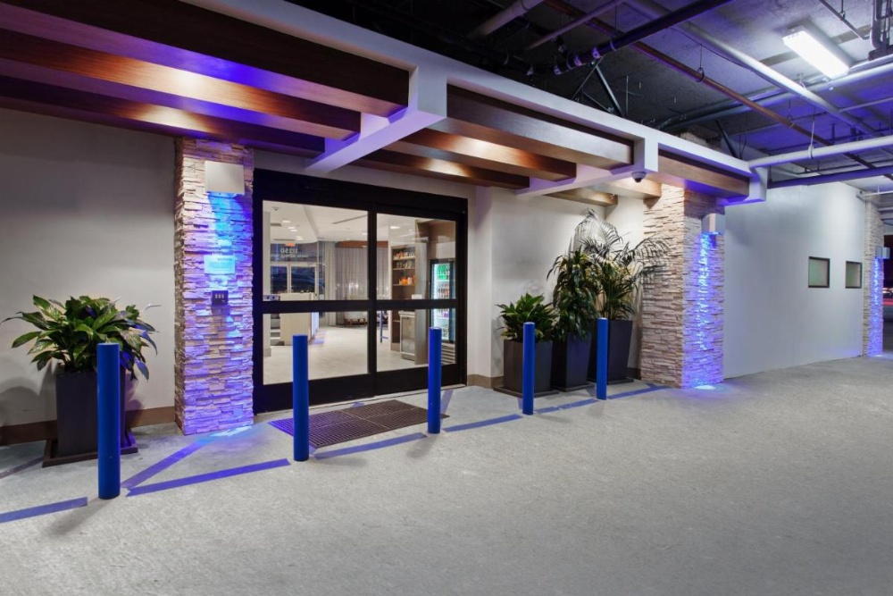 Holiday Inn Express West Los Angeles-Santa Monica, an IHG Hotel Image 14