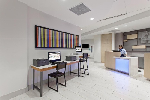 Holiday Inn Express West Los Angeles-Santa Monica, an IHG Hotel image 20